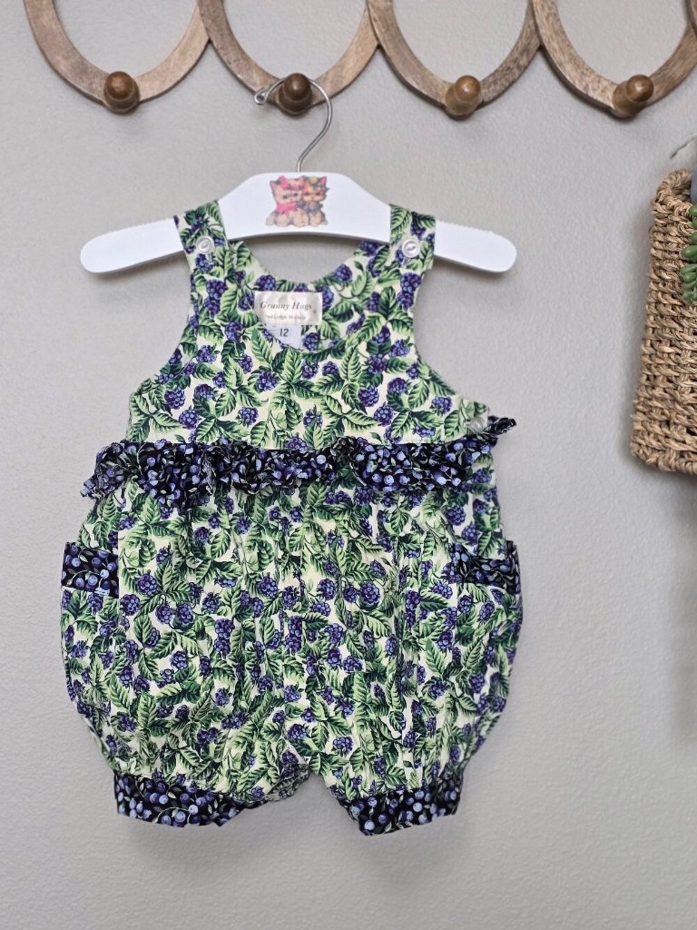 Boutique Granny Hugs Handmade Berry Print Baby Bubble Romper 12 Mos.